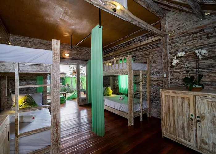 Hostel The Green Groves Nusa Lembongan (Bali)
