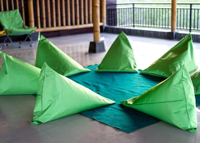 Hostel The Green Groves