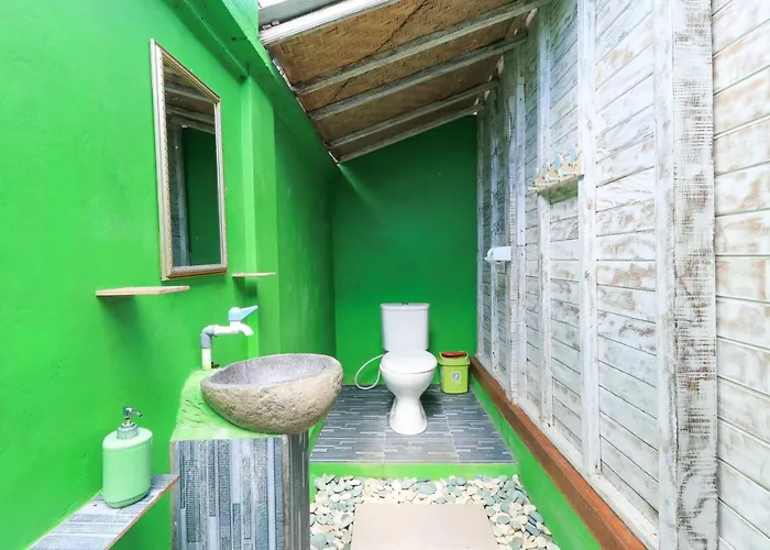 Hostel The Green Groves *