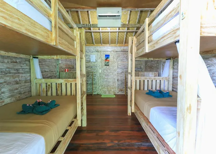 Hostel The Green Groves Nusa Lembongan (Bali)